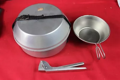 Vintage 8 Pieces Aluminum Mess Kit Camping Hunting Cooking Pans • $11.89