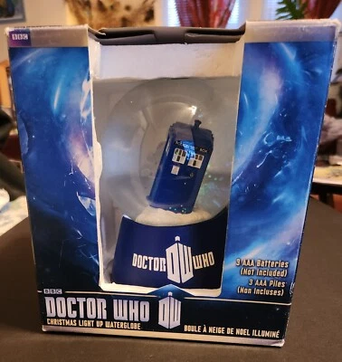 $21.99 • Buy BBC Doctor Who  Tardis  Light Up Waterglobe