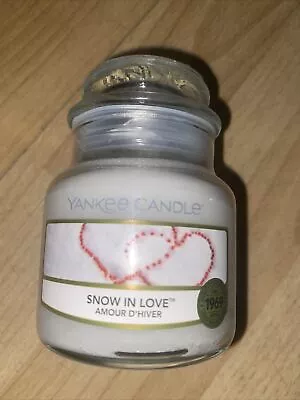 Yankee Candle Snow In Love Scent 104g Small Jar • £8.50