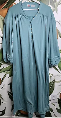 Free People FP Beach Medium Green 3/4 Sleeves 1/4 Button Slit Side Dress • $27.99