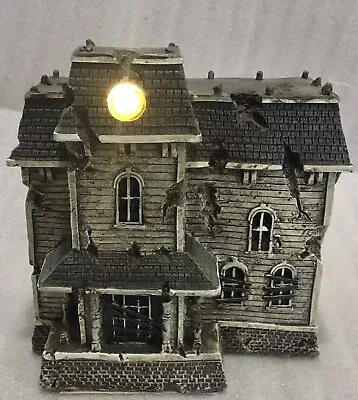 Psycho Manor Light-Up Attic Halloween Haunted House Mansion 6.8  X 6  Polyresin • $29.89