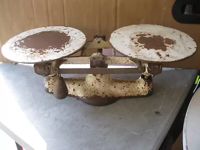 Vintage / Antique Penn Scale Phila Pa Bakers Balance Beam Scale Plates Diam. 9  • $175