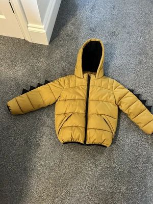 £7 • Buy Boys Mustard Dinosaur Coat Size 5-6 Years From George 