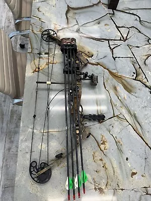 Mathews SQ2 Bow • $525