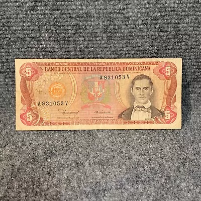 1984 Dominican Republic Five 5 Pesos Oro World Banknote • $9