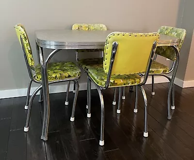 Vintage 1952 Original Formica Table 47x30 & 4 Chairs Wonderful Vintage Condition • $575