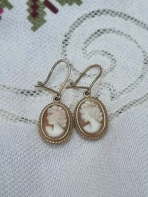 Vintage 9ct Yellow Gold Cameo Set Drop Hook Earrings - 5.5g  • £70