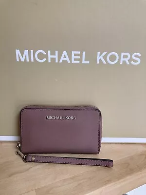 Michael Kors Jet Set Dusky Pink Saffiano Leather Purse Wallet Wristlet • £19.99