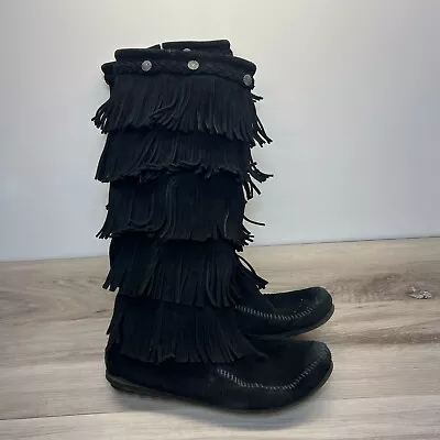 Minnetonka 1659 5-Layer Fringe Moccasin Boots Womens Size 8 Black Suede Leather • $32.17