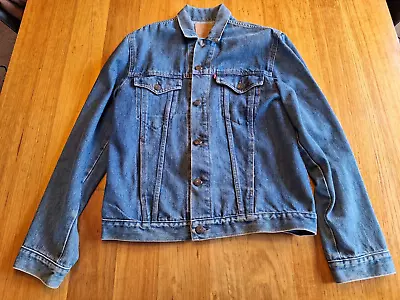 Vintage 80's Levi Denim Jacket 610 02 Size Medium Red Tag • $69.95