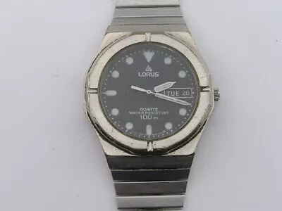 Vintage Lorus Diver Watch Royal Oak Style 100m Day/Date Y143-6040 • $10