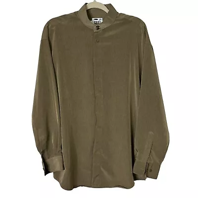 City Streets Shirt Mens Medium Green Band Collar Long Sleeve Hidden Button • $18.99