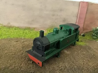 Hornby Dublo 2207 2-Rail BR R1 Class 0-6-0 Tank Locomotive 31340 Green Body • £9.50