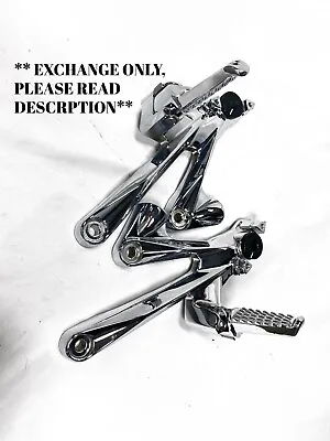 $249.99 • Buy Zx14 !!exchange!! Chrome Oem Rear Foot Pegs & Brackets 99-07 Kawasaki Ninja Zx14