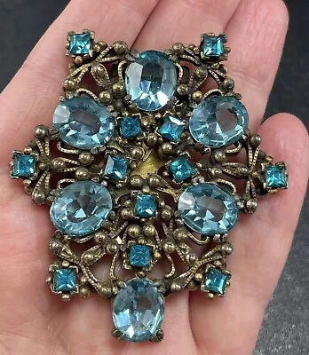 Vintage 2.5” Aqua Blue Crystal Rhinestone Dress Clip  • $10.50