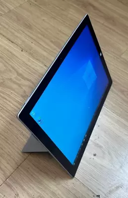 FAULTY Microsoft Surface Pro 3 1631 W/ Intel Core I5-4300U 128GB SSD 4GB RAM • £10