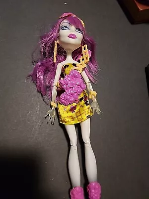 Monster High SPECTRA VONDERGEIST Ghouls’ Getaway Doll 2015 Mattel • $14.95