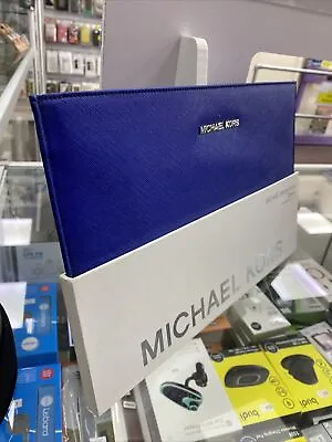 Macbook Air 11 Inch Case • £19.99