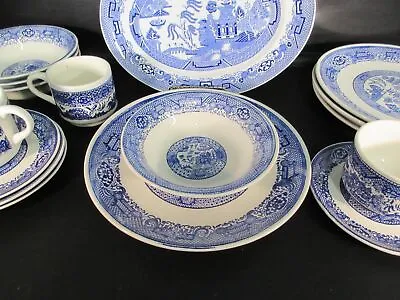 Vintage Blue Willow Dinnerware Service For 4 No Markings Blue And White 17 Piece • $83.19