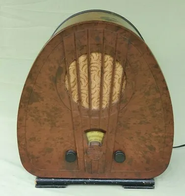 1930s Rare Philips 834C Super Inductance Bakelite Radio  • $242.79