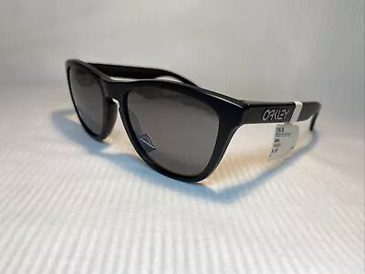 BRAND NEW Oakley Frogskins 009013-F755 Sunglasses Black Frame Prism P Gray Lens • $49.99