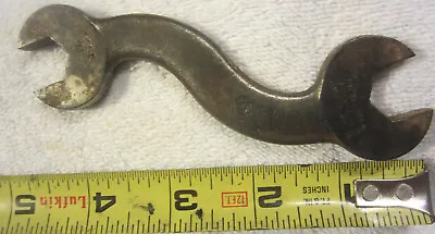 1 Billings S Shaped  Wrench Tool 1455 71  Auto3/8  Cap S.a.e1/4 U.s.sVTG • $9.29