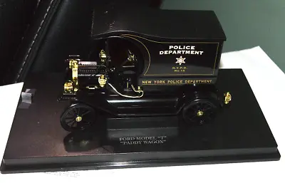 Die-Cast 1/17 Ford Model T Touring Paddy Wagon New York Police • $34.95