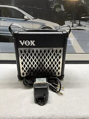 VOX DA5 Battery Powered Compact Guitar Amp  • $93.88