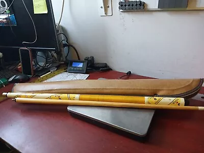 VINTAGE 80'S COORS POOL CUE  57 . Two Piece. With Original Case. • $10