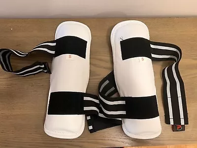 TKD Shin Guard Protector Sparring Pads - MMA Kickboxing Muay Thai Martial Arts • $19.99