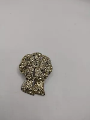 Vintage Brooch  Colorless Rhinestones • $15.83