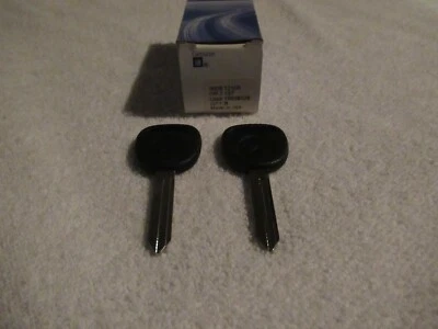 $7.99 • Buy 2-NEW OEM GMC Chevrolet GM Truck Non-Transponder Key Blank 15028528 FREE SHIP!!