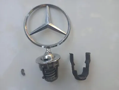 85-95 Mercedes Benz W124 Hood Emblem Complete • $20