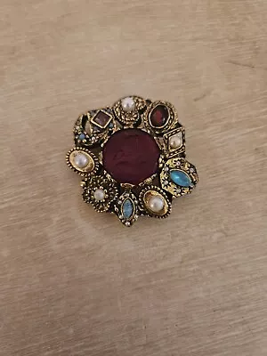 Vintage Red Glass Intaglio Cameo Brooch • $14