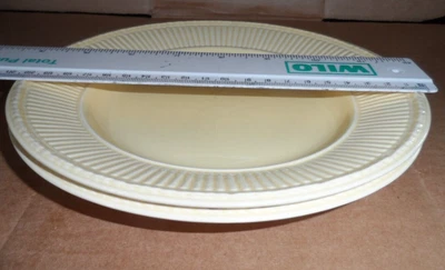 £18.99 • Buy 2 Wedgwood Queens Ware Edme Yellow 20cm 8” Salad Buffet Plates
