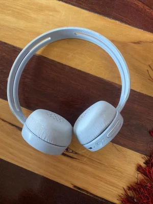 $40 • Buy Sony WH-CH400 Wireless Headset