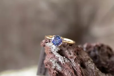 AAA Tanzanite 9k Gold Ring • £184