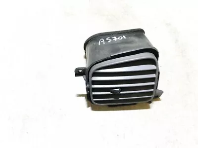 Used Genuine Dash Vent (Air Vent Grill) FOR Mazda Premacy 2001 #985998-41 • $6.91