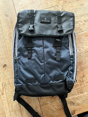 VICTORINOX Altmont Original Flapover 15  Laptop Backpack • $70