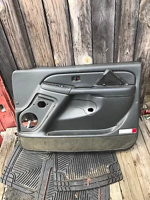 03-06 Chevy Silverado Sierra Tahoe Yukon Passenger Side Door Panel • $145