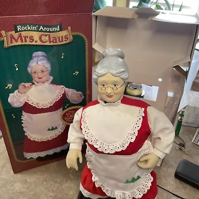 Rockin' Around Mrs Claus Rock Santa Collectibles Works 2000 • $59.99