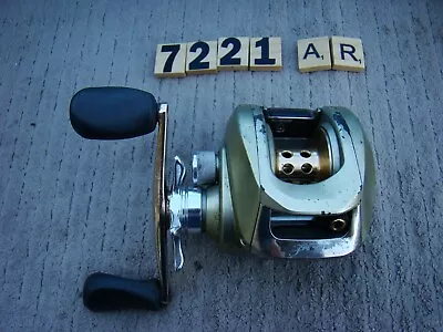 U7221 Ar Pflueger President 10bb  Baitcaster  Fishing Reel • $39.95