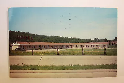 Postcard D'Andrea's 3 Acres Motel Woodbridge CT • $1.07