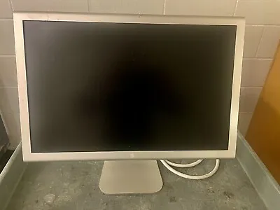 Apple A1081 20 Inch Widescreen Cinema Display LCD Monitor •  A1081 • $55