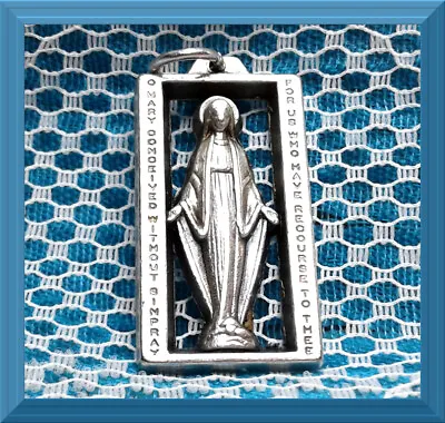 Miraculous Medal Catholic 1 1/8  Large Open Design Rectangle English Made ITALY • $1.65