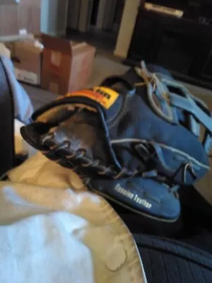 Old Used Black Franklin Softball Glove • $4