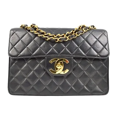 Chanel Black Lambskin Jumbo Classic Flap Shoulder Bag 151262 • £3351.68