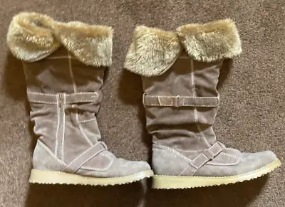 Women's Brown Suede 9M  12  MUDD Boots Faux Fur At Top  Zippered W/ Flat Heel • $30