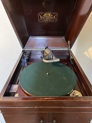 1916 Tabletop Victrola VV-IX Nice Working Order W/Stand Plus 20 78RPM Records • $399