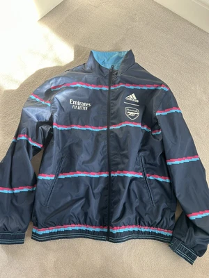 £50 • Buy Arsenal Warm Up Jacket Size Large